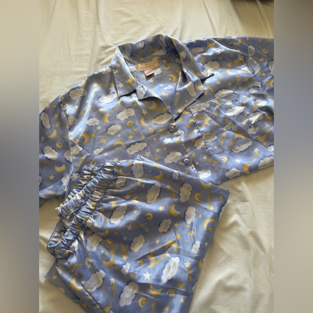 Sleep Club 2- piece pajama set